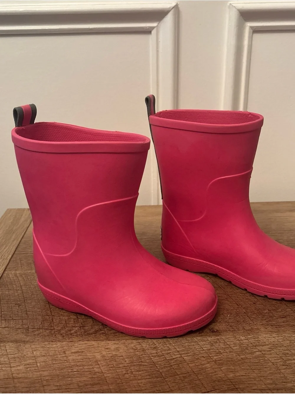 totes Kids Hot Pink Waterproof Rain Boots with Pull Tab